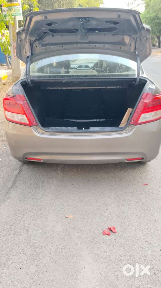 Maruti Suzuki Swift Dzire Vxi Optional, 2024, Petrol