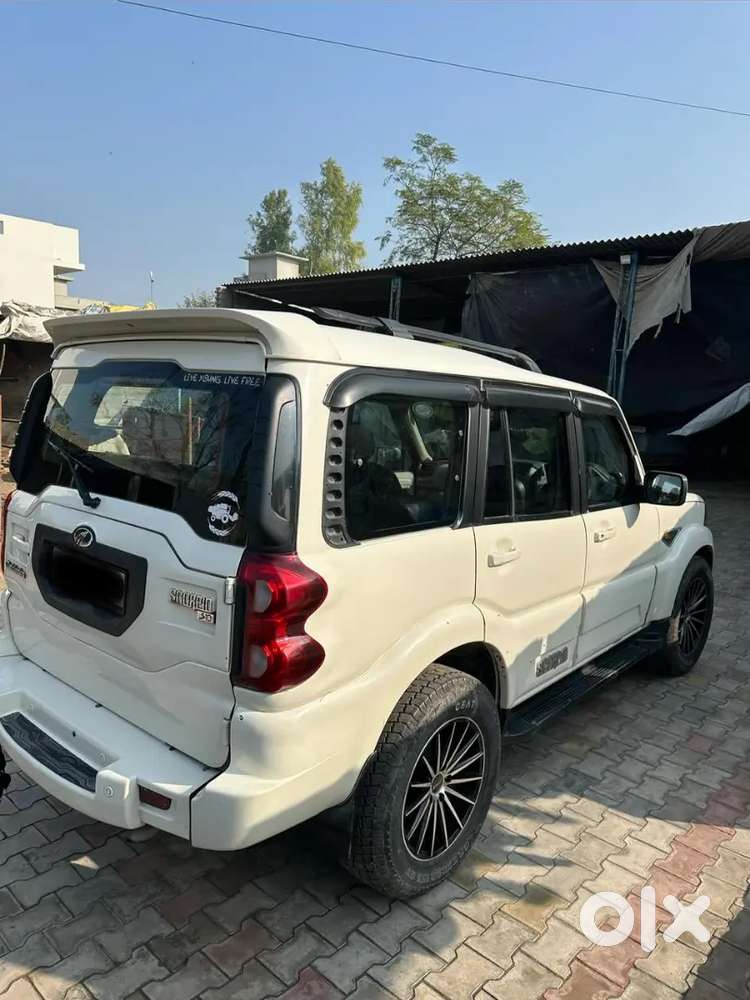 S10 Scorpio