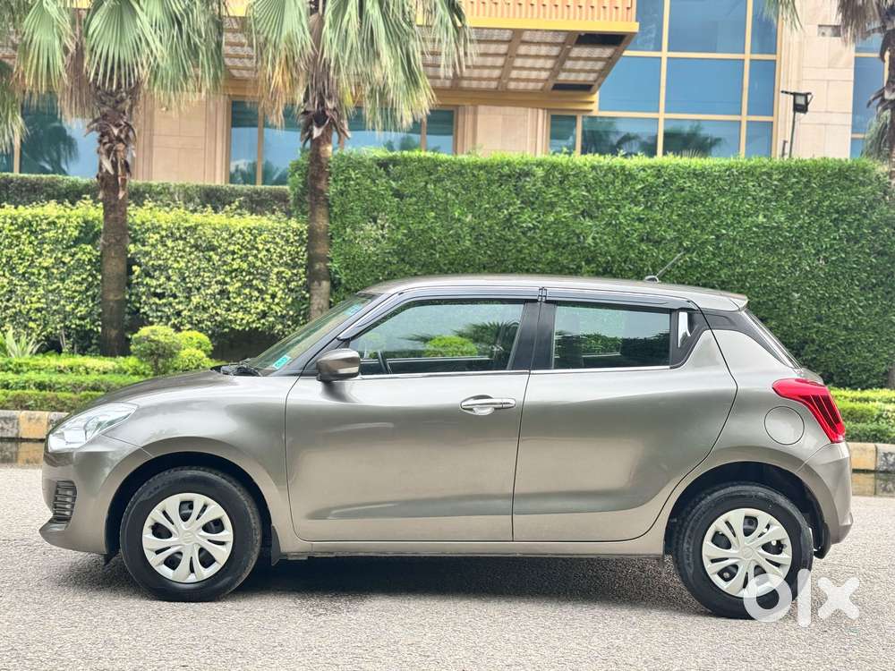 Maruti Suzuki Swift Vxi Optional, 2020, Petrol