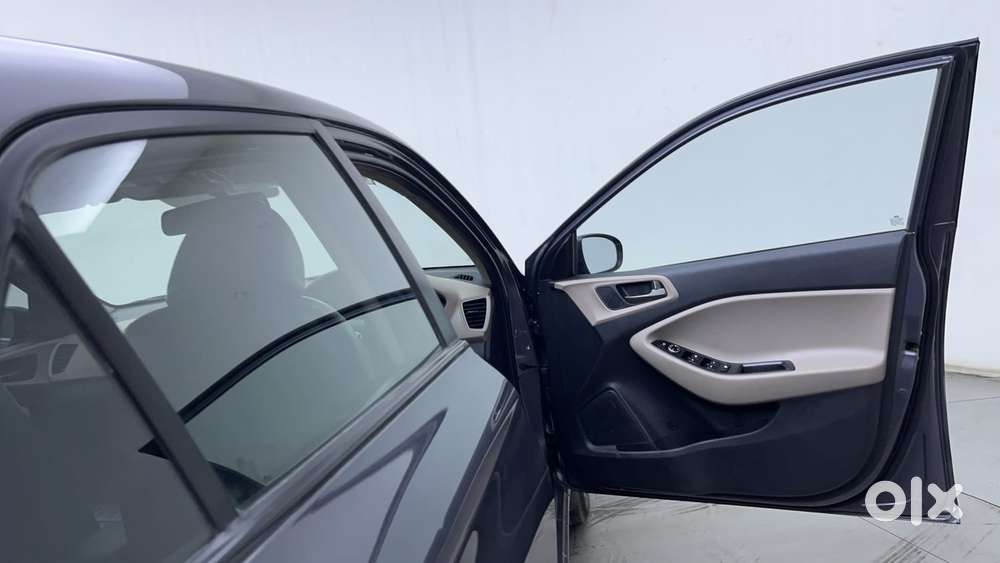 Hyundai Elite I20 Asta Option, 2016, Petrol