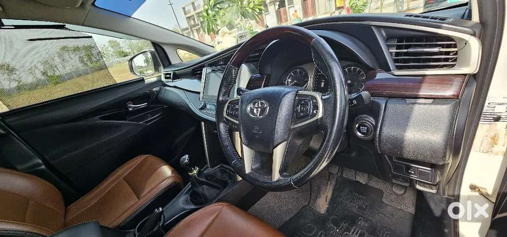 Toyota Innova Crysta 2018 Diesel 140000 Km Driven