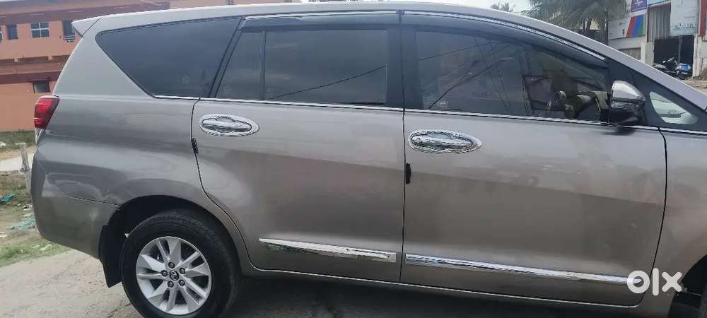 Toyota Innova Crysta 2019