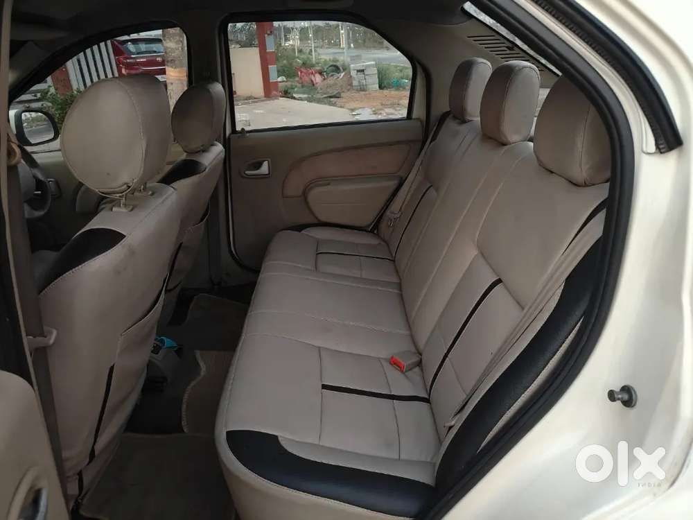 Mahindra Verito 1.5 D6 Top End Variant 2012 Model