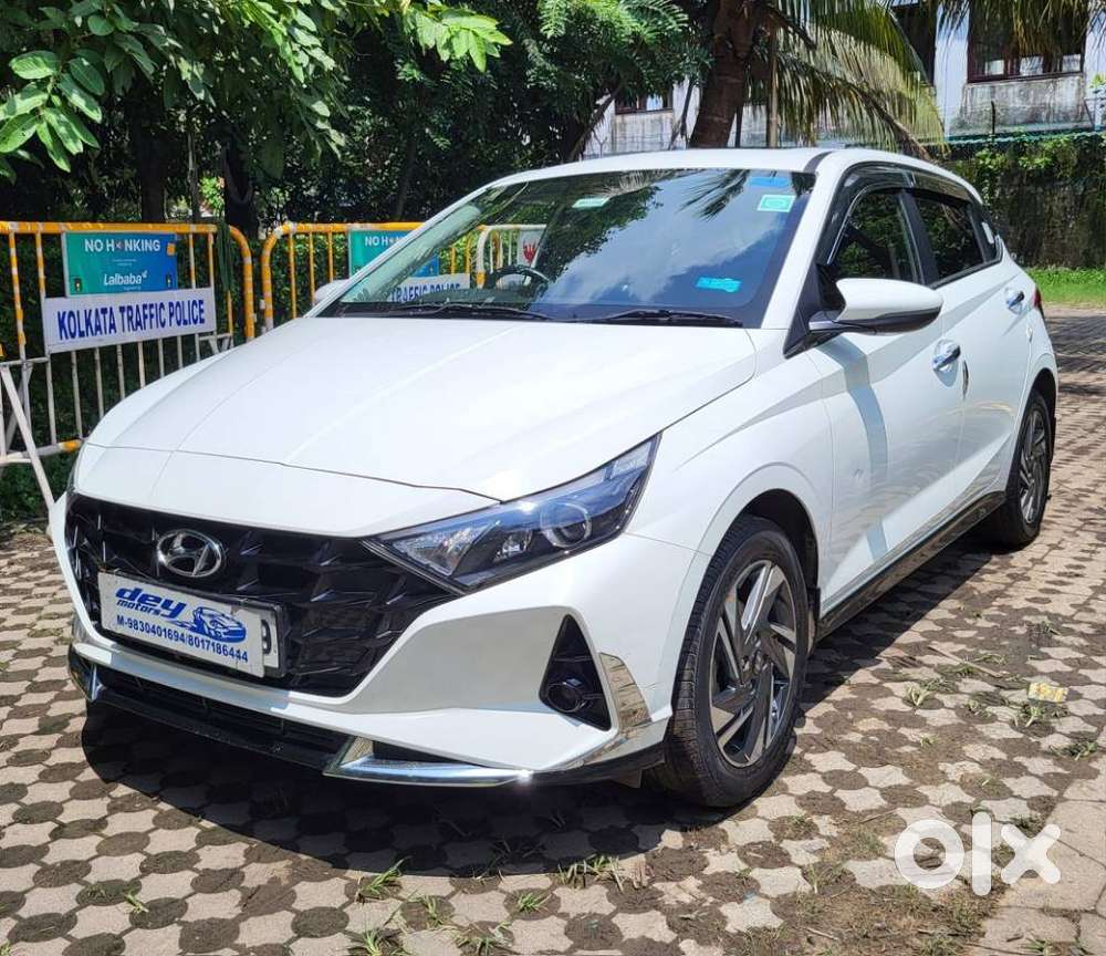 Hyundai New I20 1.2 Asta (o) Mt, 2022, Petrol