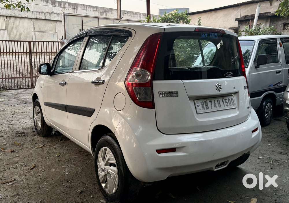 Maruti Suzuki Ritz Lxi, 2011, Petrol