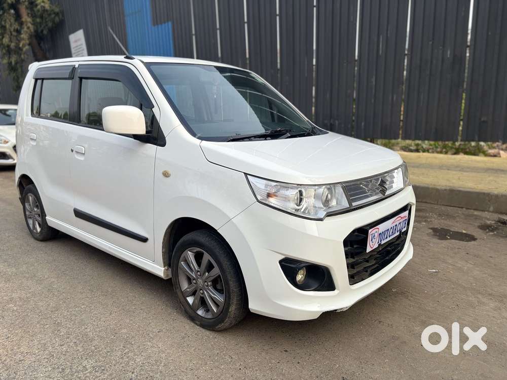 Maruti Suzuki Wagon R Stingray 1.0 Vxi Plus, 2017, Petrol