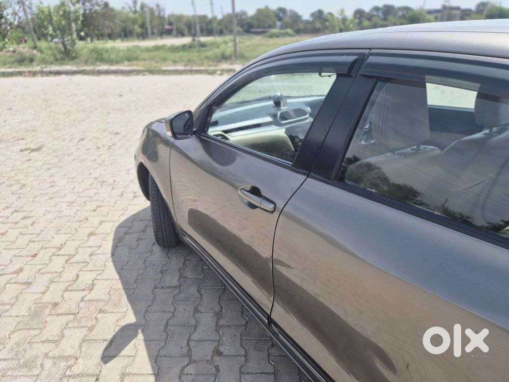 Maruti Suzuki Dzire Vxi Ags, 2020, Petrol