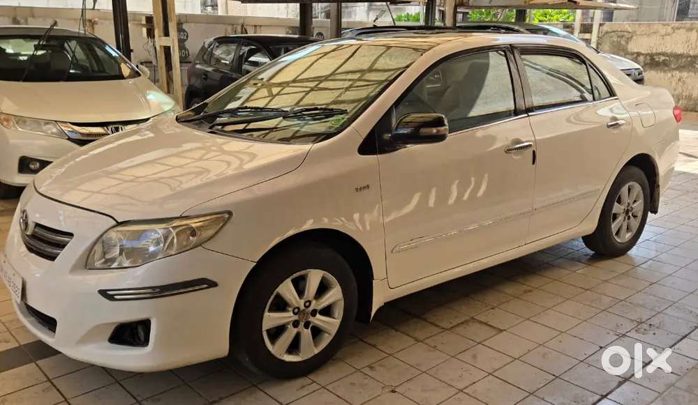 Toyota Corolla Altis 2010