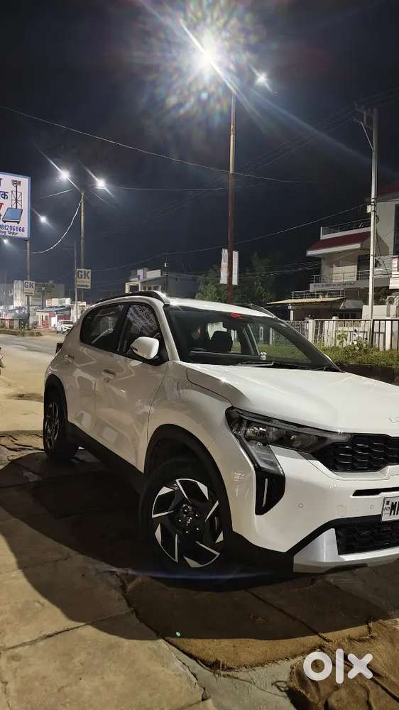 Kia Sonet 2025 Petrol 5000 Km Driven
