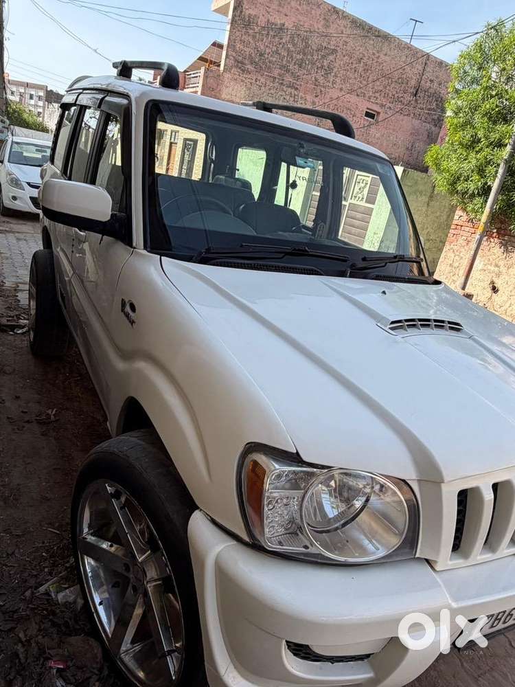 Mahindra Scorpio Classic 2014 Diesel Good Condition