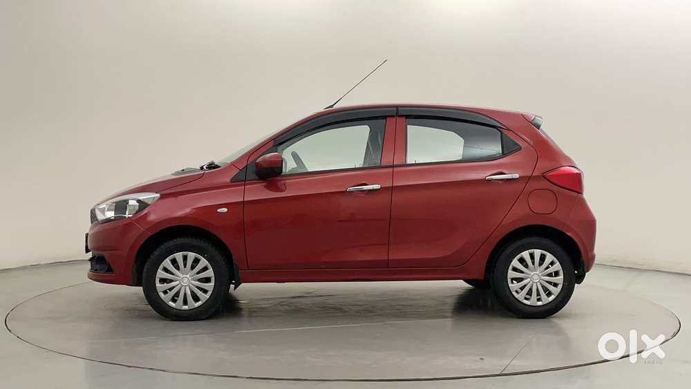 Tata Tiago 1.2 Revotron Xt, 2018, Petrol
