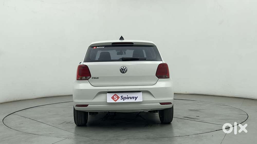 Volkswagen Polo Petrol Highline 1.2l, 2015, Petrol