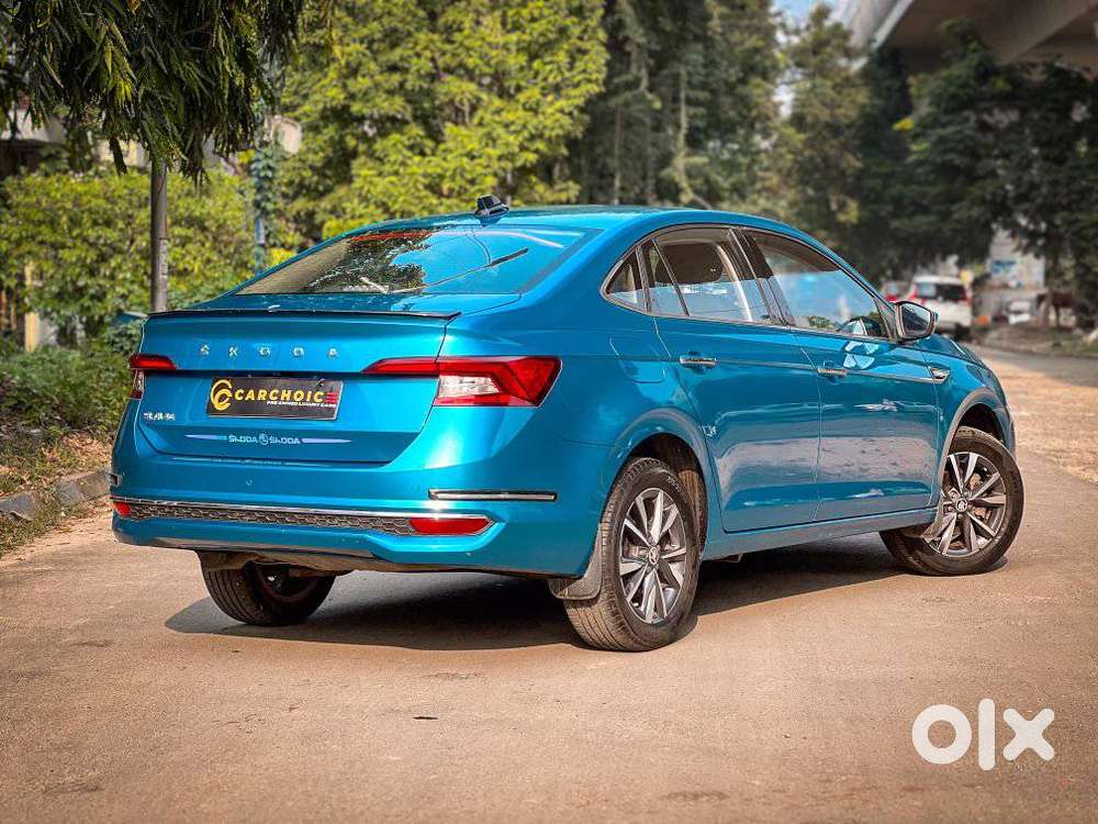 Skoda Slavia Style 1.0l Tsi Mt, 2023, Petrol