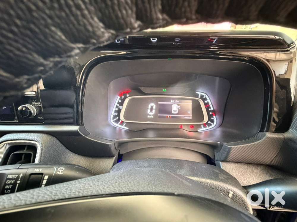 Kia Sonet Petrol 2024