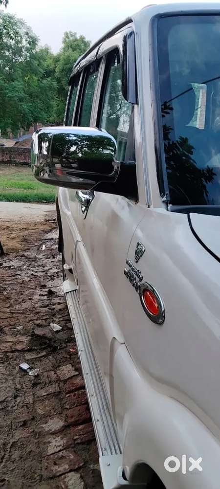 Mahindra Scorpio 2013 Diesel Manual 200000 Km