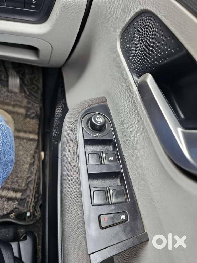 Tata Altroz 1.2 Xz (o), 2021, Petrol