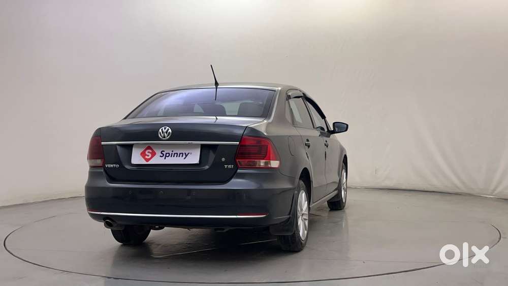 Volkswagen Vento Petrol Highline, 2015, Petrol