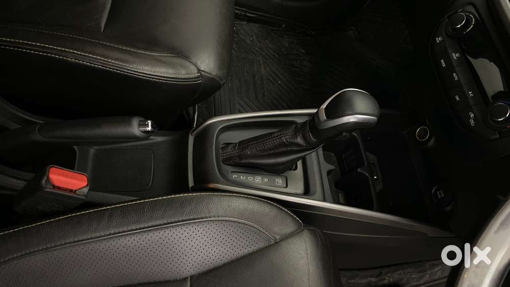 Maruti Suzuki Xl6 Alpha At, 2019, Petrol