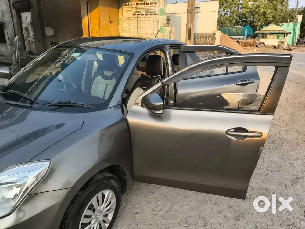 Maruti Suzuki Dzire 2023 Petrol 70000 Km Driven