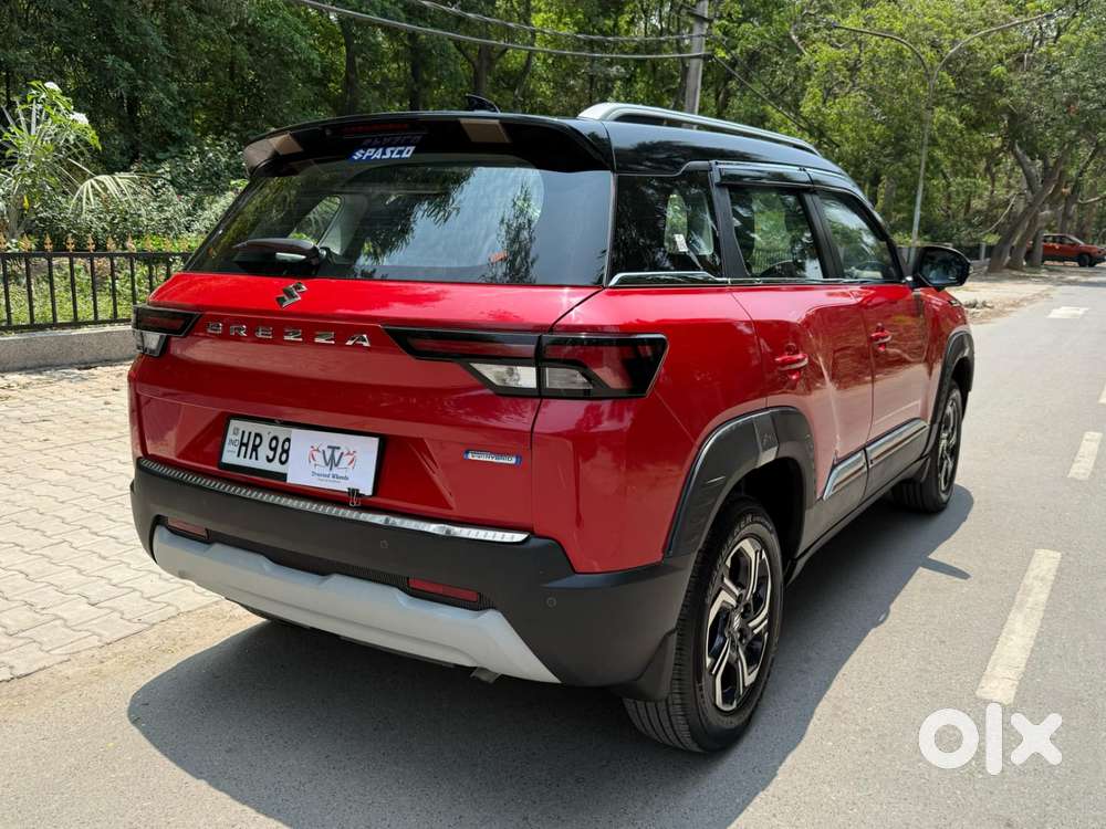 Maruti Suzuki Brezza 1.5 Zxi At Smart Hybrid Dual Tone, 2023, Petrol