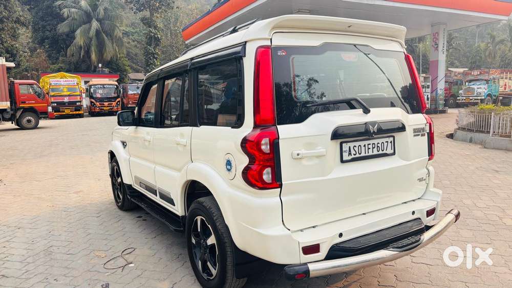 Mahindra Scorpio Classic 2.2 S 11 Mt 7 Str, 2023, Diesel