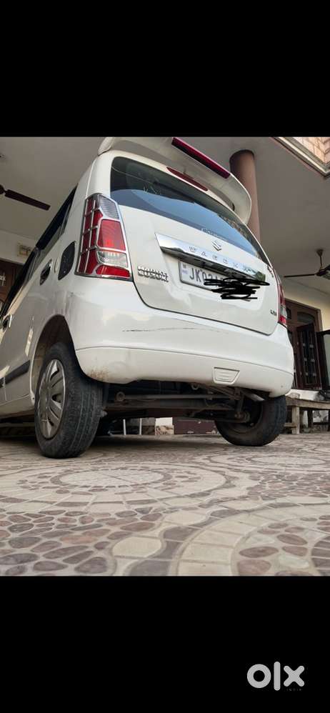 Maruti Suzuki Manual Petrol 2011