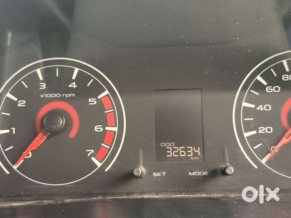 Mahindra Kuv 100 Mfalcon G80 K4, 2017, Petrol