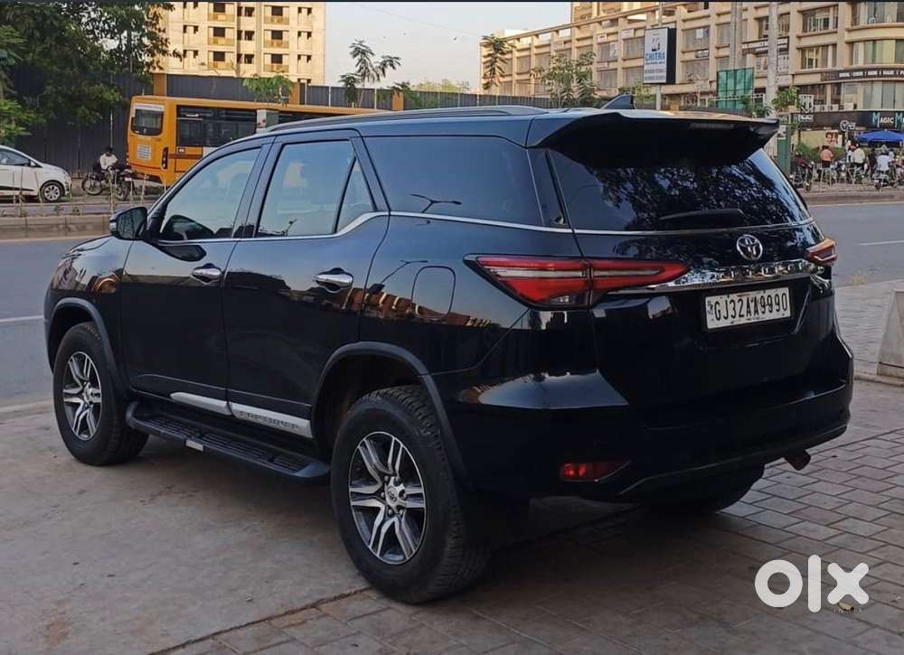 Toyota Fortuner [2021-ongoing] 2.8 2wd Diesel At, 2023, Diesel