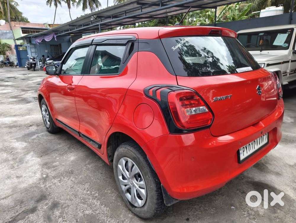 Maruti Suzuki Swift Vxi + Manual, 2023, Petrol