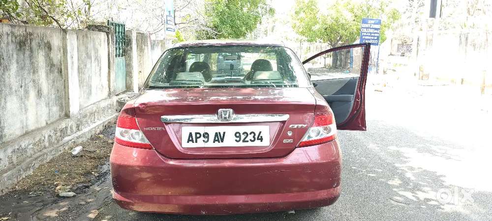 Honda City 2004 Petrol Well Maintained