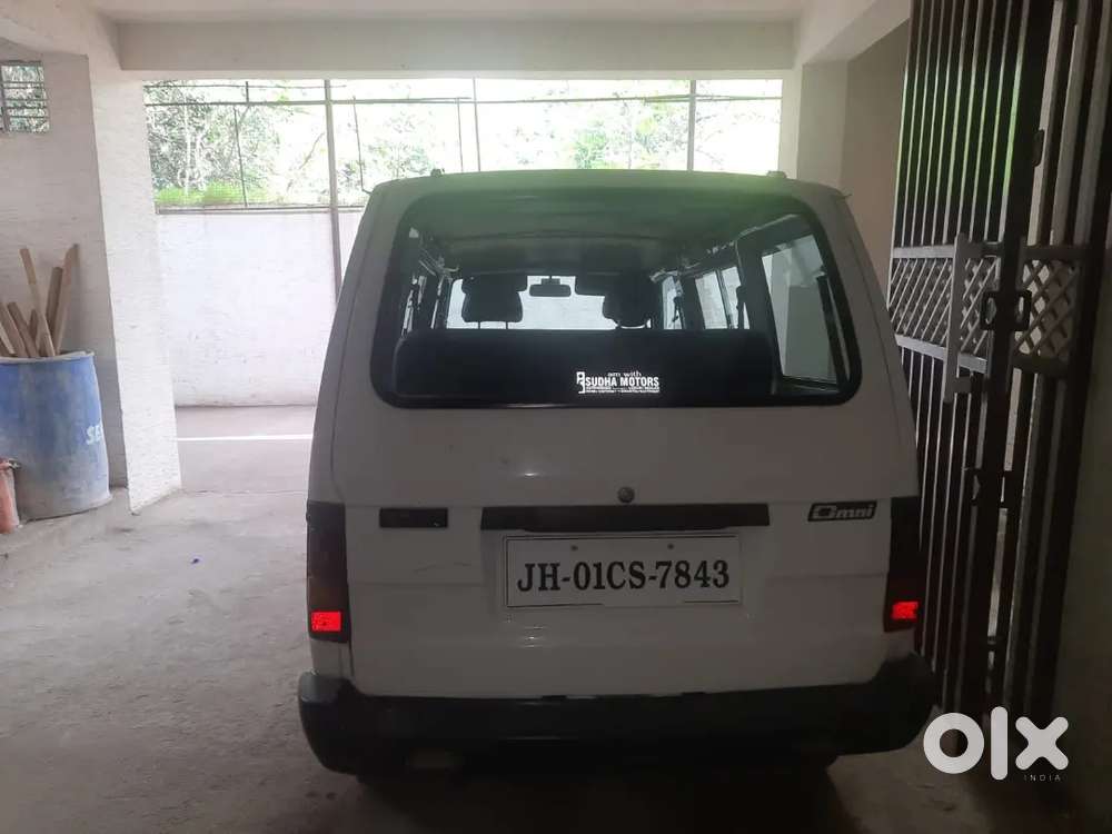 Maruti Suzuki Omni 5 Seater 2017