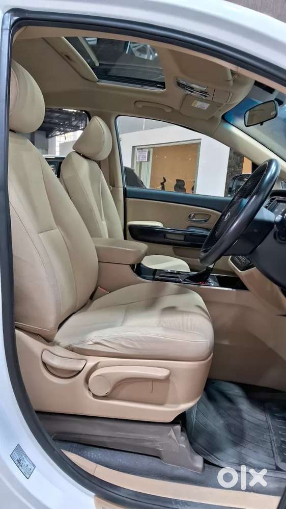 Kia Carnival Prestige, 2020, Diesel