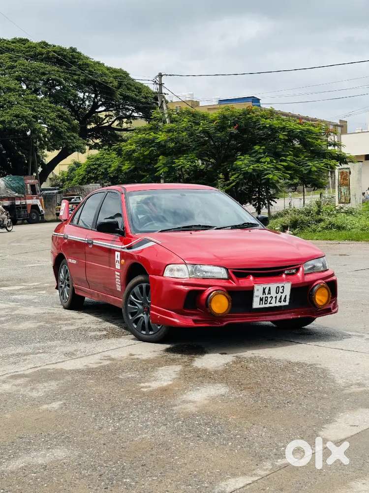 Mitsubishi Lancer 1.5 Glxi