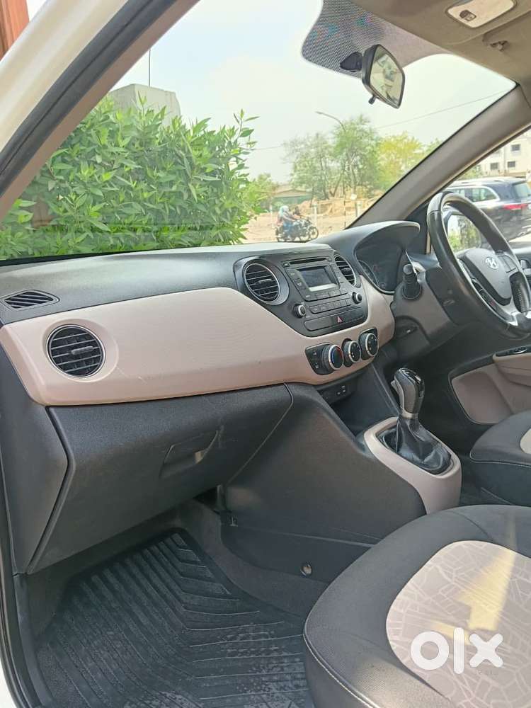 Hyundai Grand I10 1.2 Kappa Vtvt Asta (o) At, 2016, Petrol