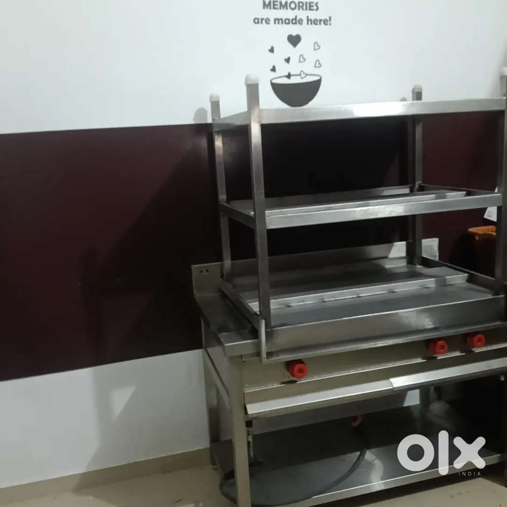 Gas stove with 2 burner