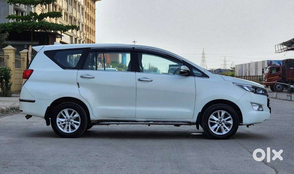 Toyota Innova Crysta 2.4 V, 2017, Diesel