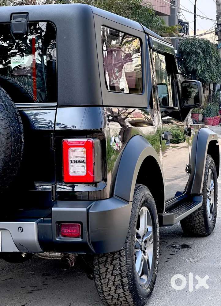Thar 4*4 Mt Black