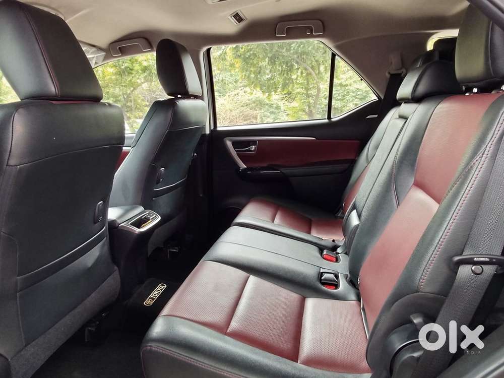 Toyota Fortuner Legender 4x2 At 2.8, 2024, Diesel