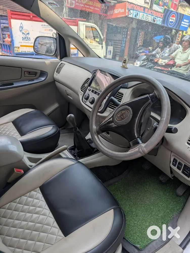 Toyota Innova 2012 1st Owner