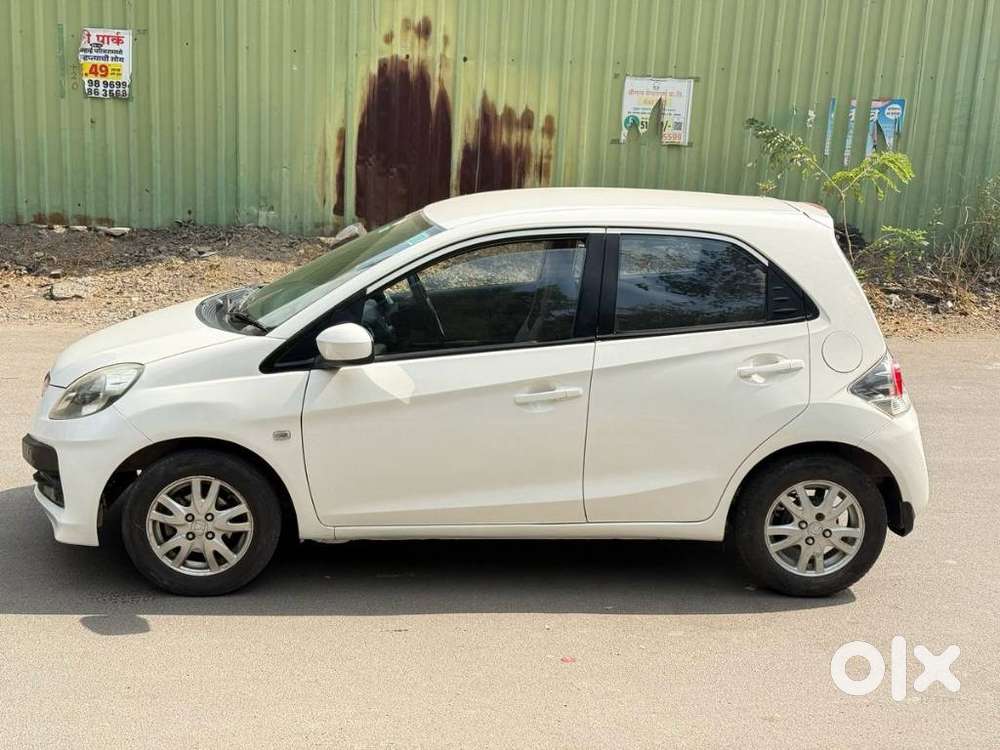 Honda Brio V Mt, 2012, Petrol