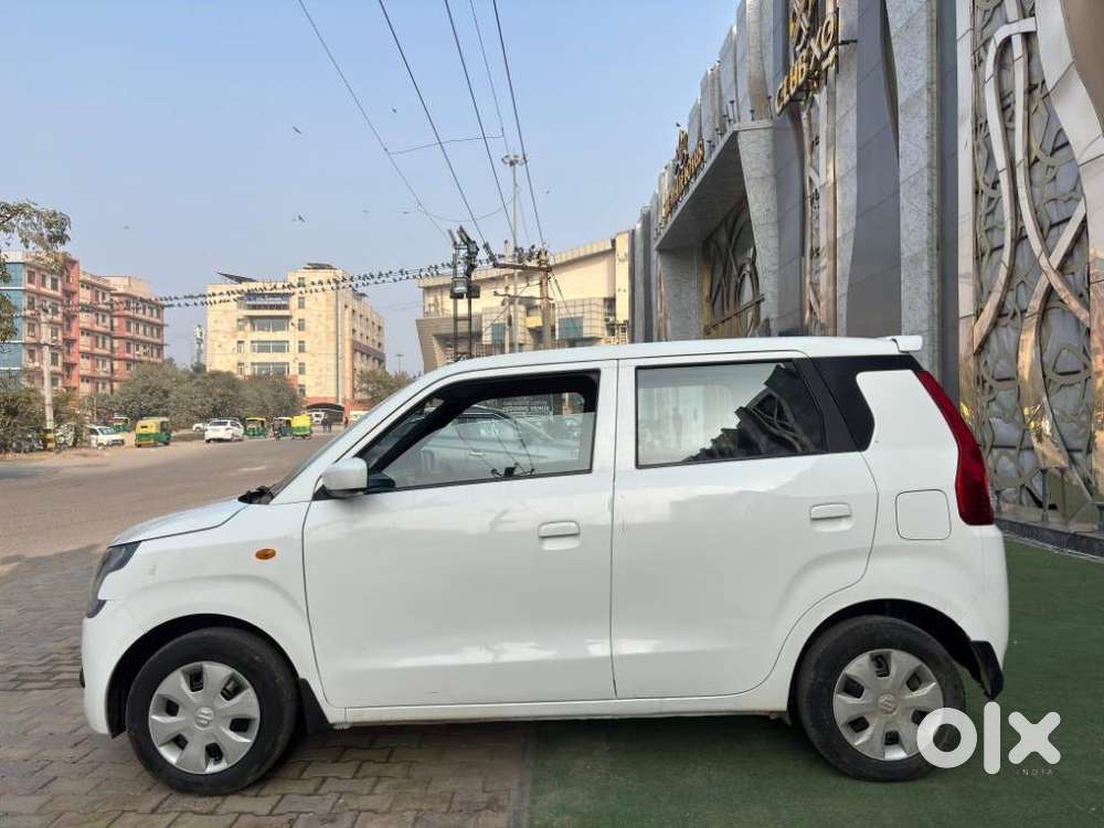 Maruti Suzuki Wagon R Vxi Amt Opt, 2022, Petrol
