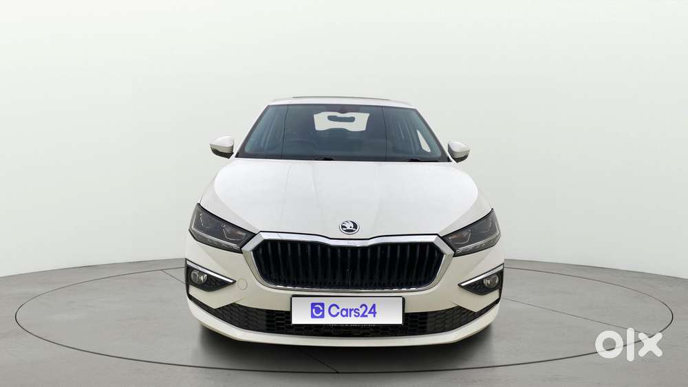 Skoda Slavia 1.0 Tsi Style At, 2023, Petrol