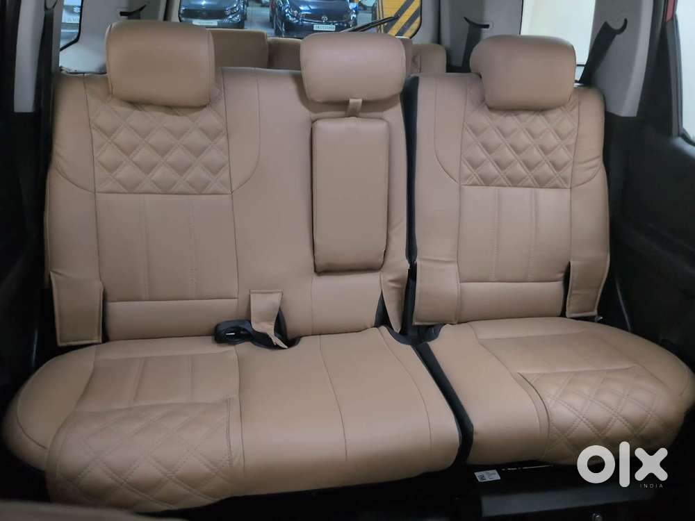 Mahindra Xuv500 At G 2.2 Mhwak, 2019, Petrol