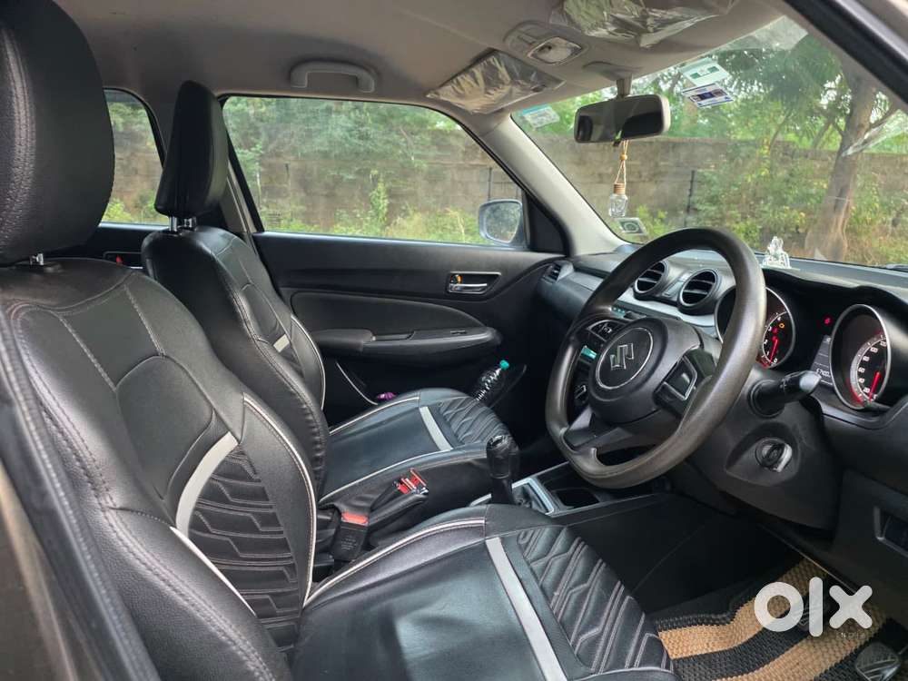 Maruti Suzuki Swift Vxi + Manual, 2022, Petrol