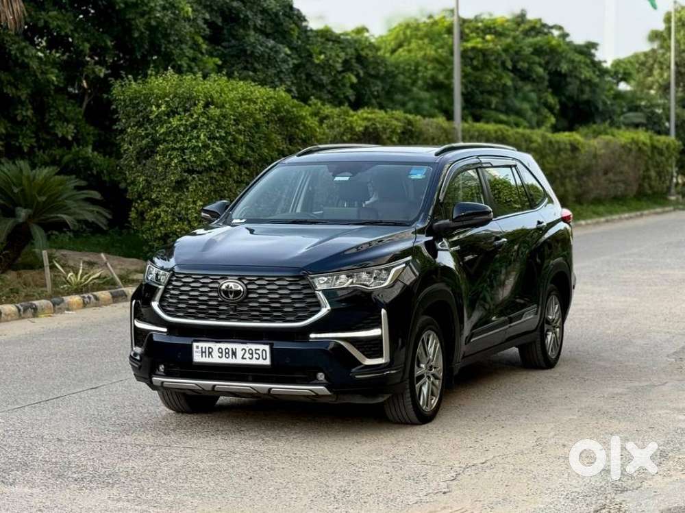 Toyota Innova Hycross Zx(o), 2023, Petrol