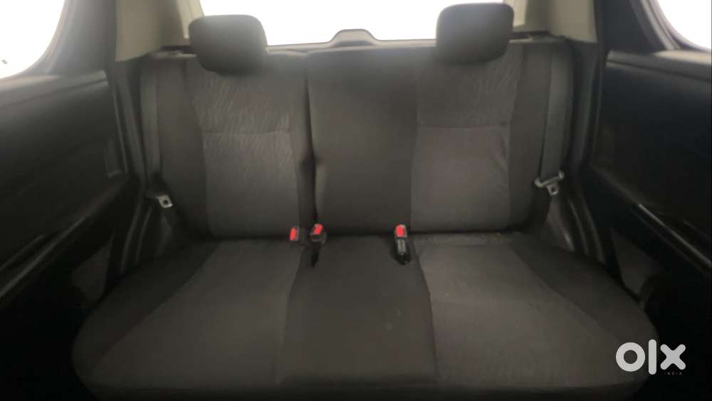 Maruti Suzuki Swift Vvt Vxi, 2015, Petrol