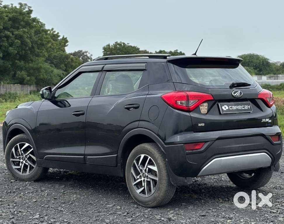 Mahindra Xuv300 W8 Option Dual Tone Diesel, 2022, Diesel