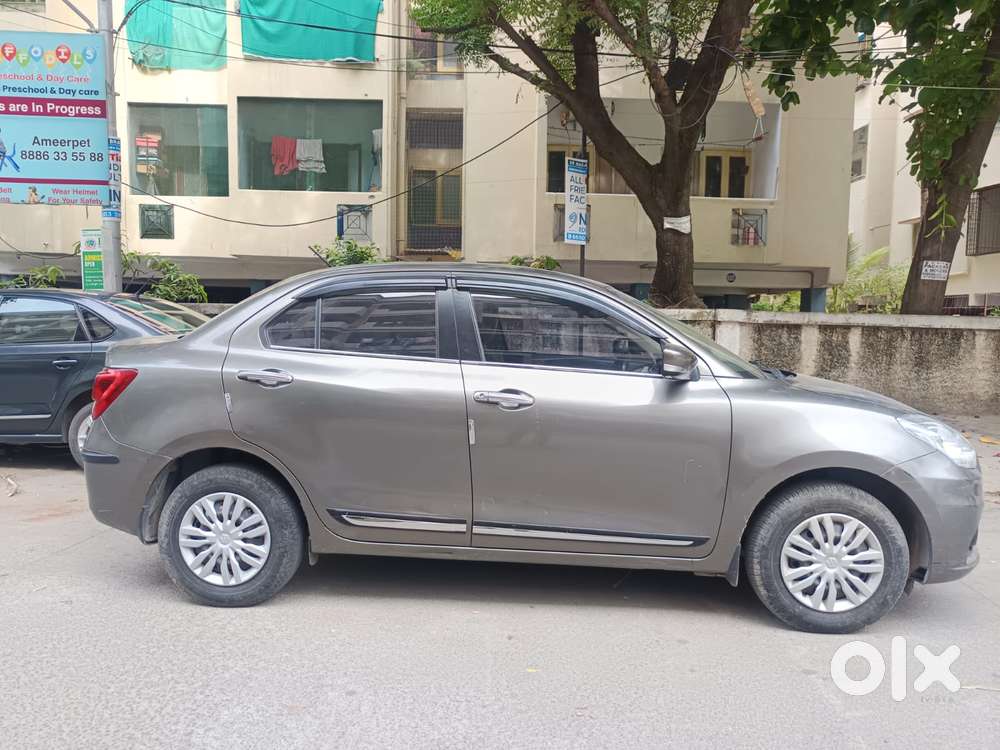 Maruti Suzuki Swift Dzire 1.3 Vxi, 2022, Cng & Hybrids