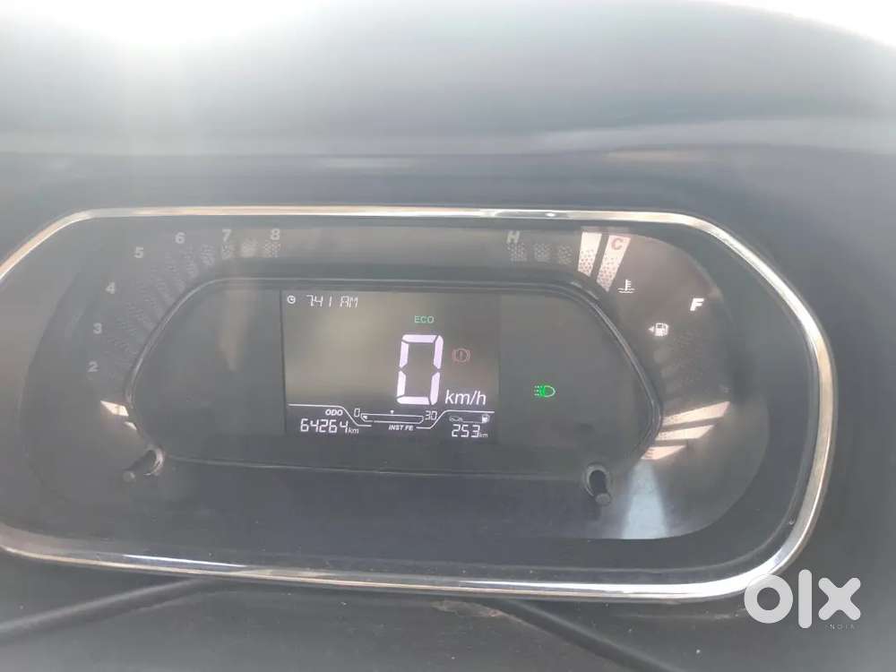 Tata Nexon 2022 Petrol 60000 Km Driven