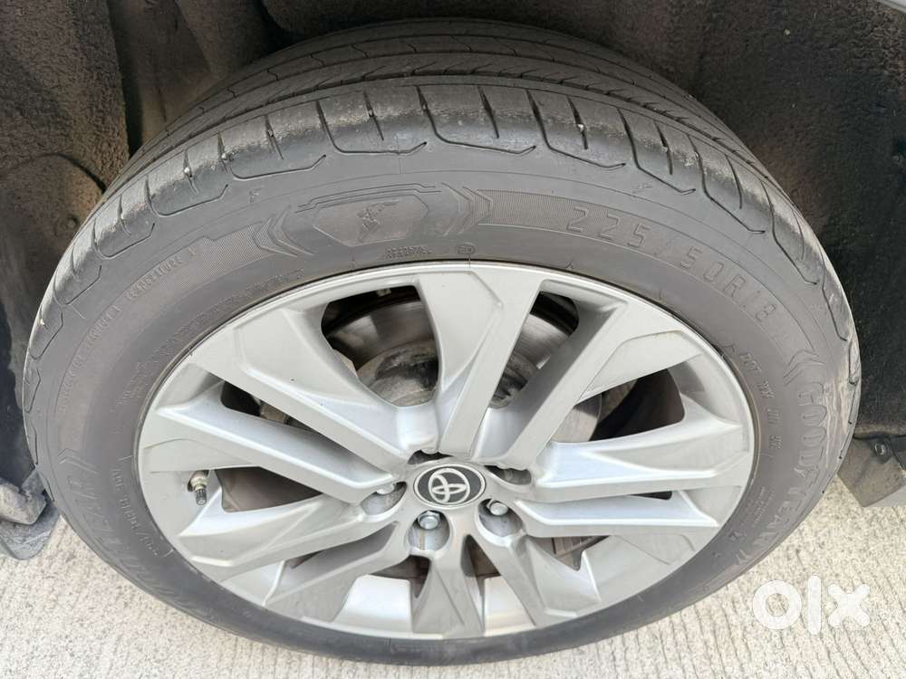 Toyota Innova Hycross 2.0 Zx (o) Hybrid 7 Str, 2024, Cng & Hybrids